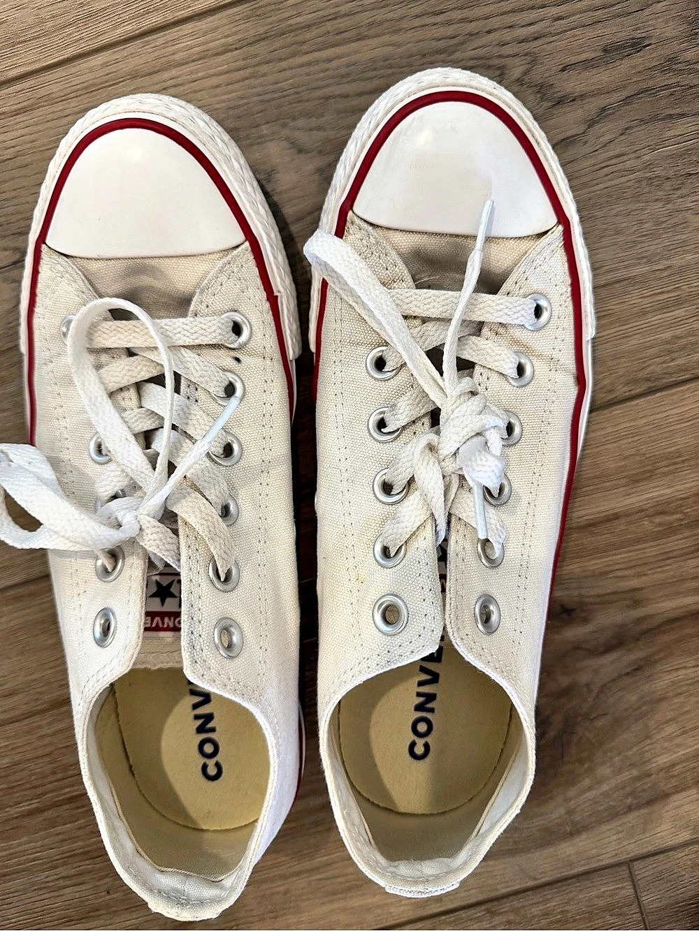 Converse Chuck Taylor All Star Low Top Women's White Sneakers